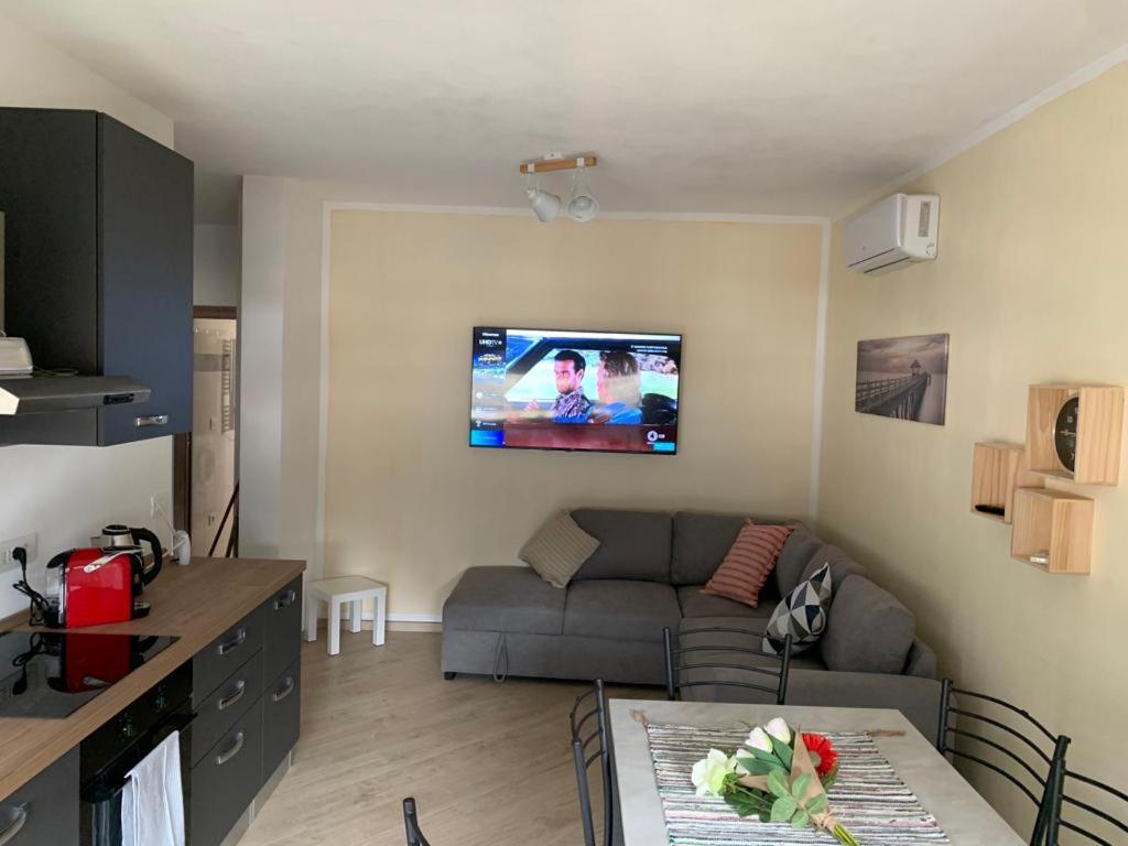 Alfiumea Apartamento Tirano Exterior foto